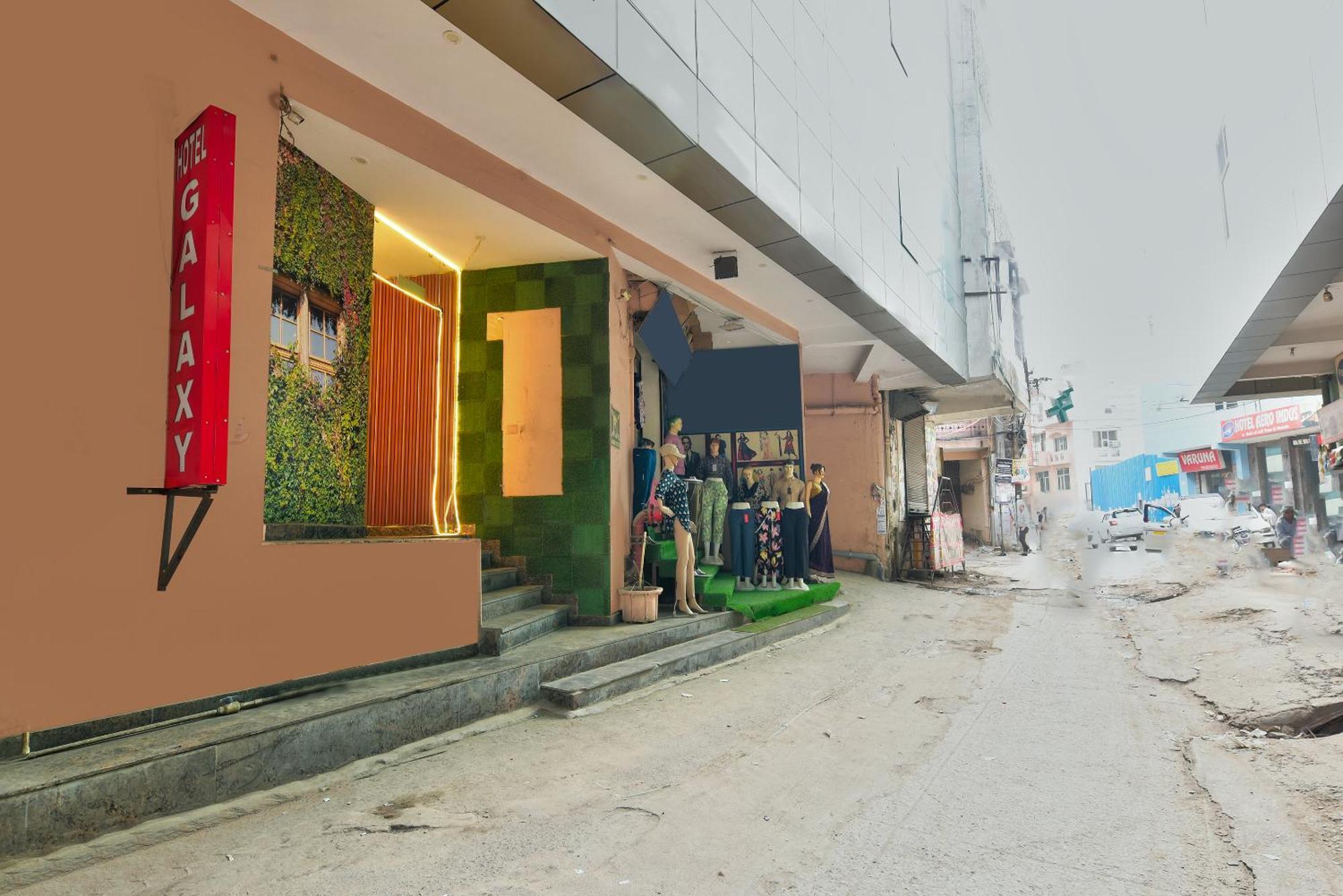 Hotel Galaxy Near Delhi Airport 뉴델리 외부 사진